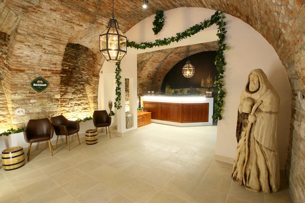 Majestic Plaza 4* Prague